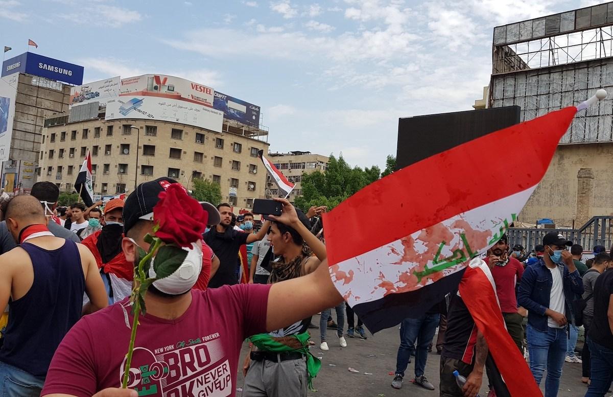 Demonstran Irak Jebol Barikade Keamanan yang Melindungi 'Zona Hijau' di Baghdad